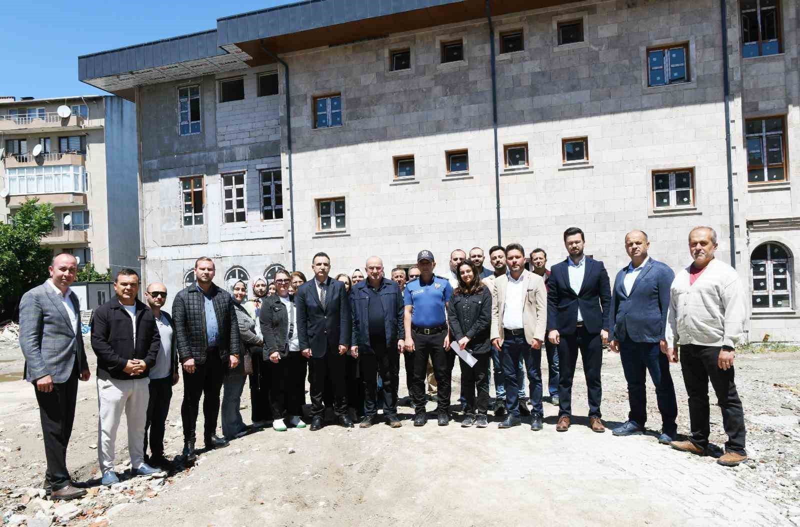 ak-partili-gider-emniyet-ve-milli-egitim-yatirimlarini-inceledi