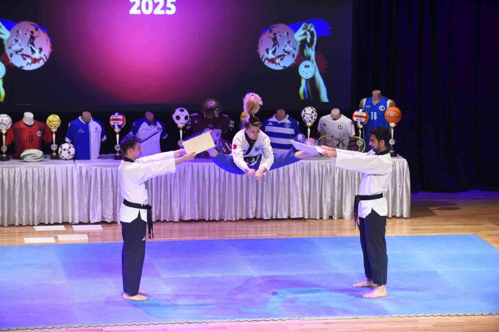 anadolu-universitesi-2025-spor-odulleri-sahiplerini-buldu
