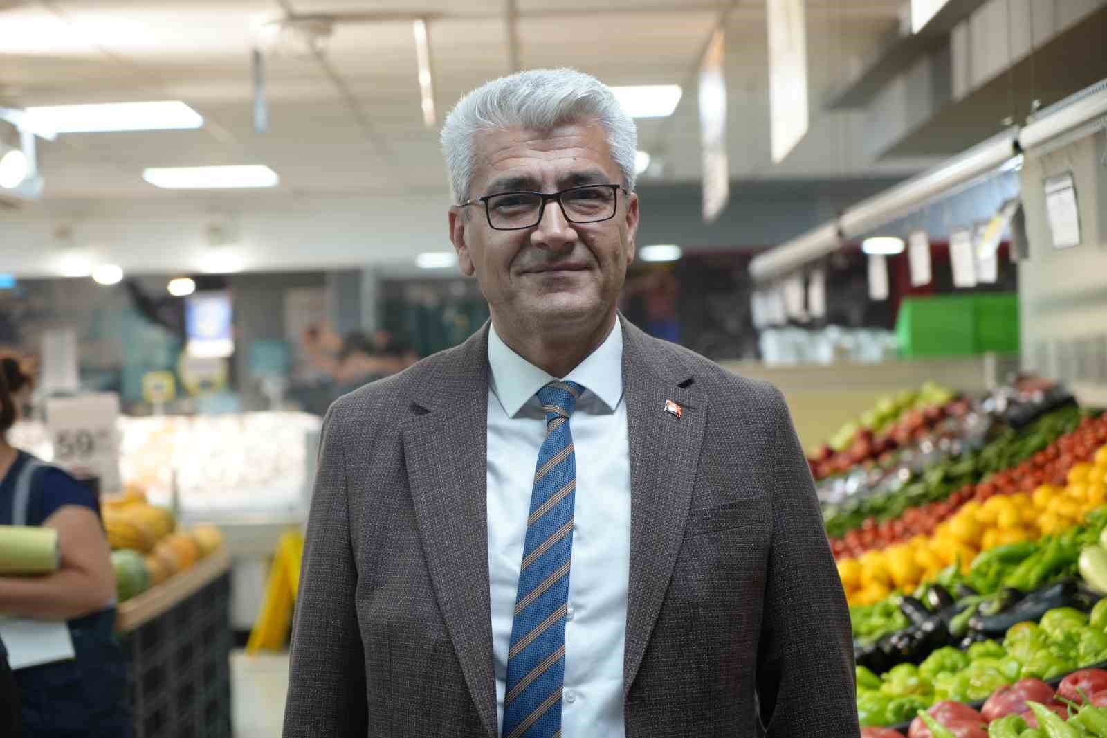 antalyada-bayram-oncesi-marketlerde-etiket-denetimi