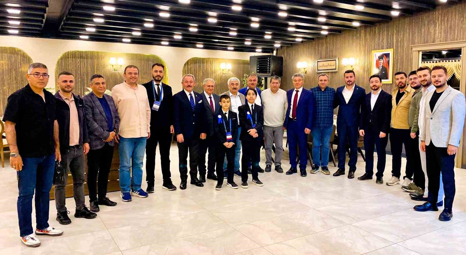 baskan-putun-ankarada-beyagacli-hemsehrileriyle-bulustu