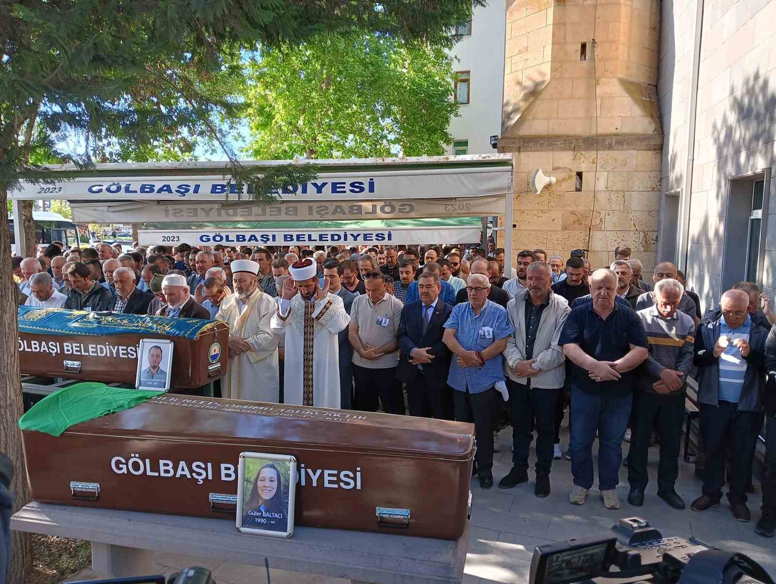 beton-kemerin-uzerlerine-devrilmesi-sonucu-hayatini-kaybeden-cift-son-yolculuklarina-ugurlandi
