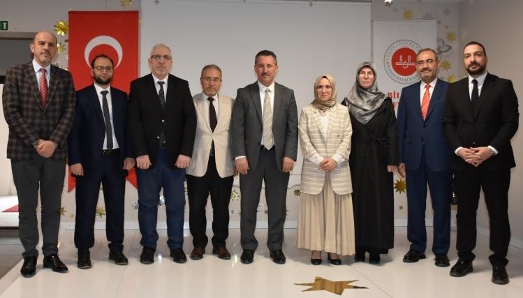 bilecikte-2025-yili-yaz-kuran-kursu-egitim-semineri-duzenlendi