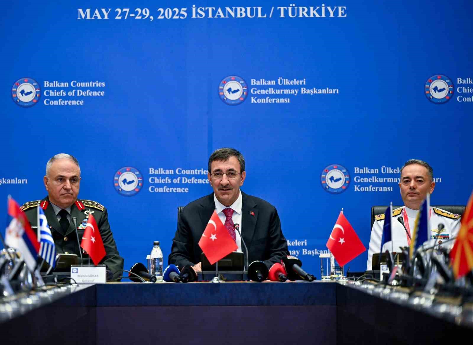 cumhurbaskani-yardimcisi-yilmaz-turk-savunma-sanayiinin-basarisina-vurgu-yapti