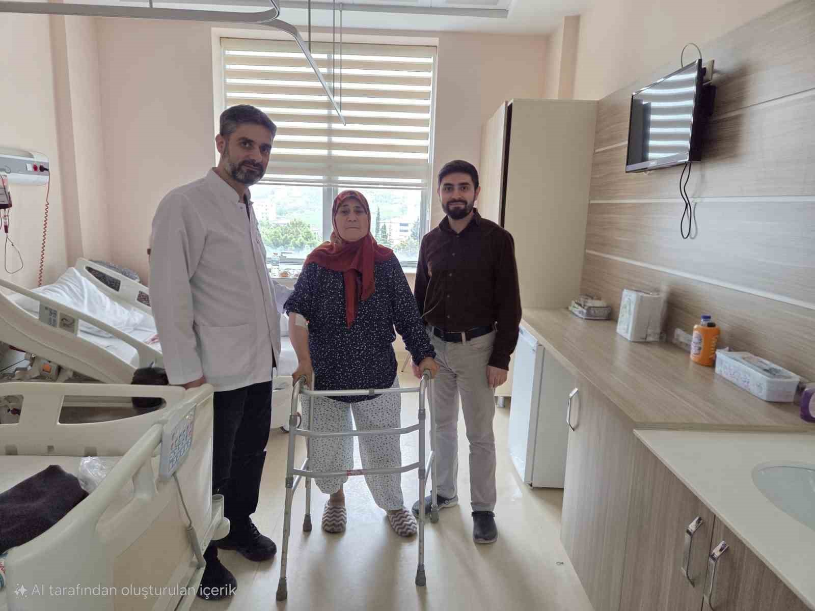 geyvede-ilk-kez-kalca-protezi-ameliyati-yapildi