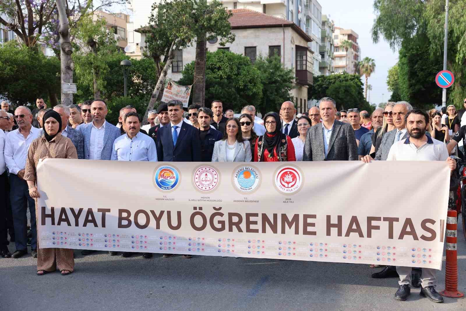hayat-boyu-ogrenme-haftasi-festivali-mersinde-coskuyla-basladi