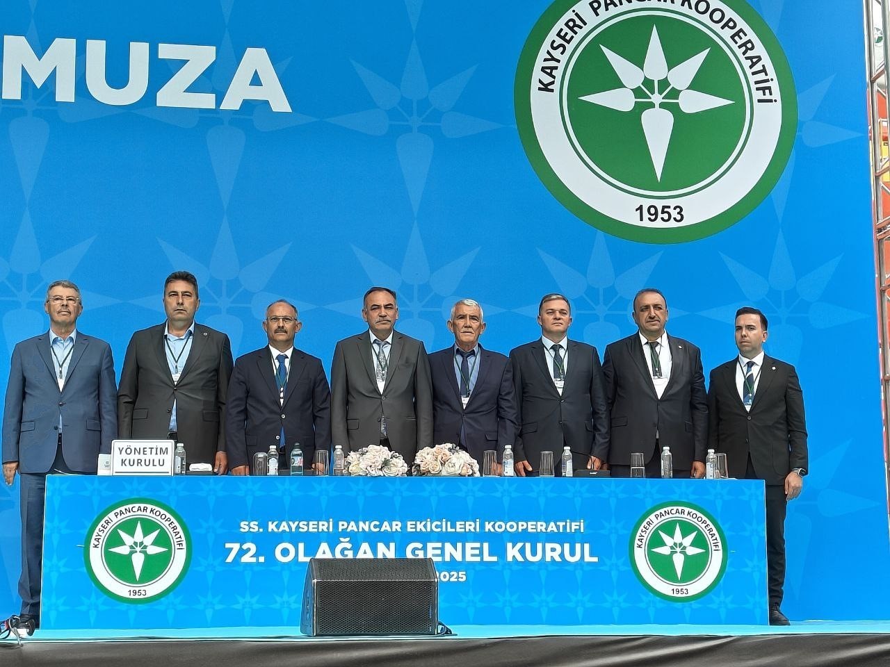 kayseri-pancar-ekicileri-kooperatifinde-akay-guven-tazeledi