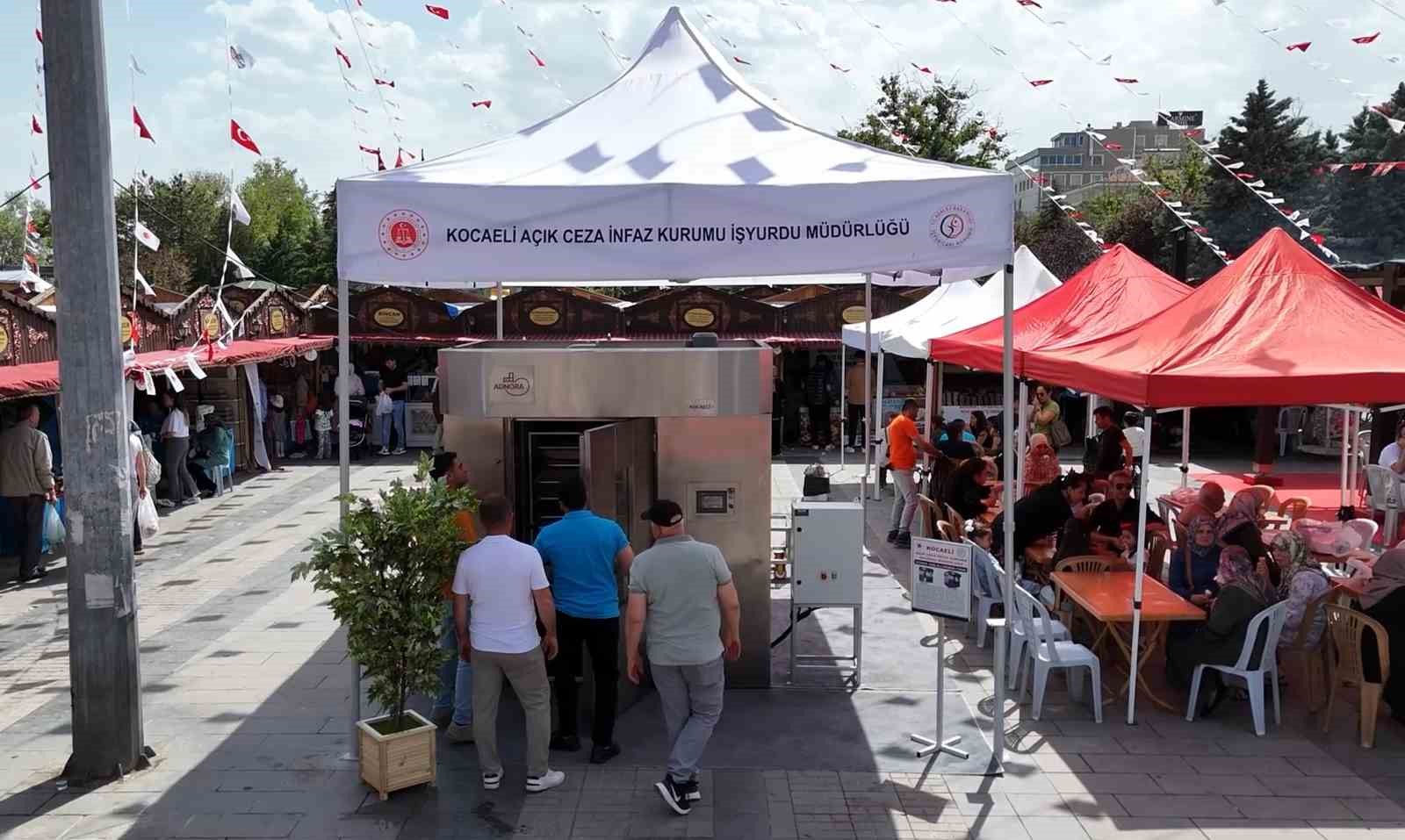 mahkumlar-uretti-tamamen-yerli-ve-milli-gunde-4-bin-ekmek-pisirme-kapasitesine-sahip