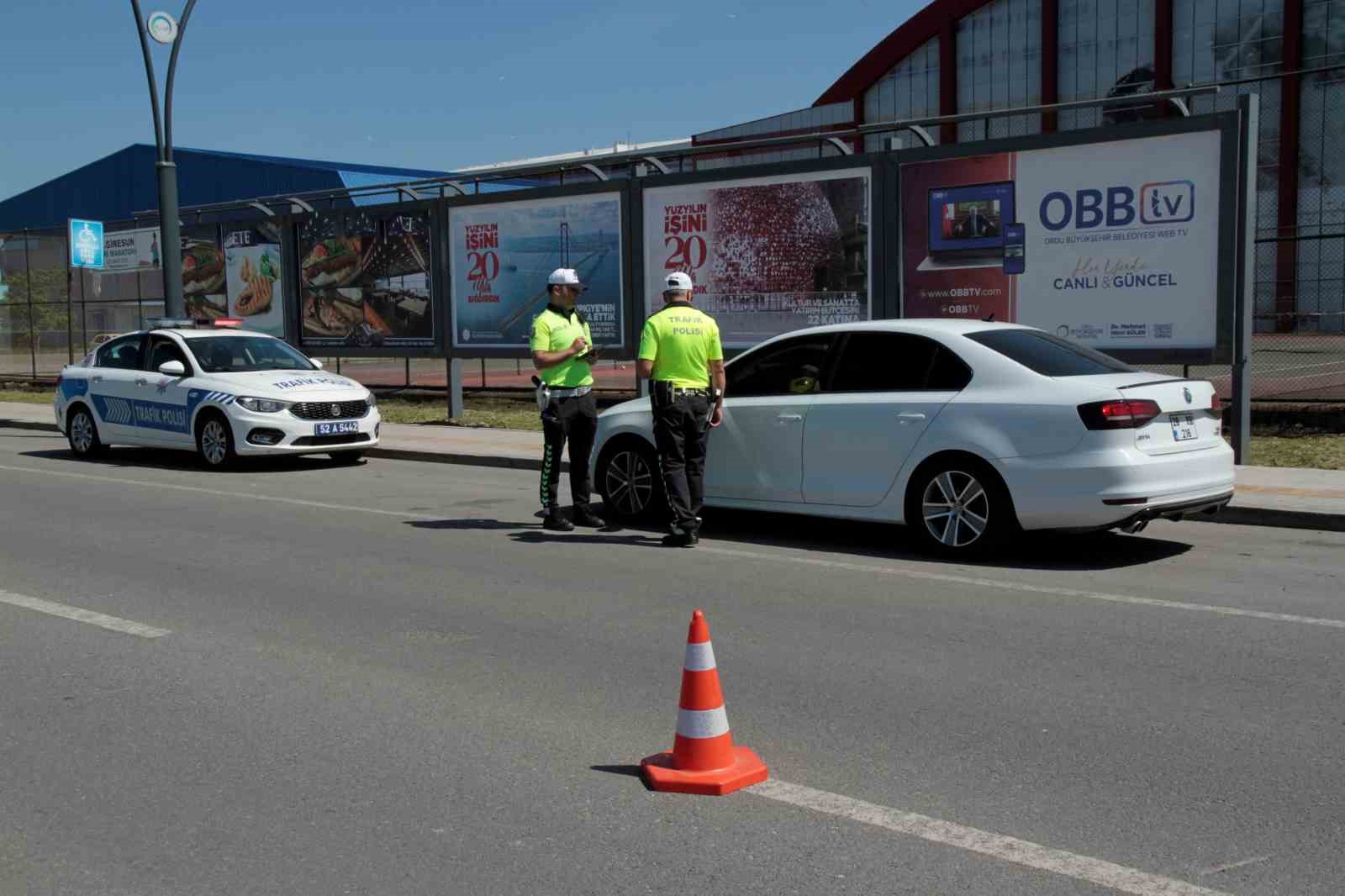 orduda-bir-haftada-16-binden-fazla-arac-ve-surucusu-denetlendi