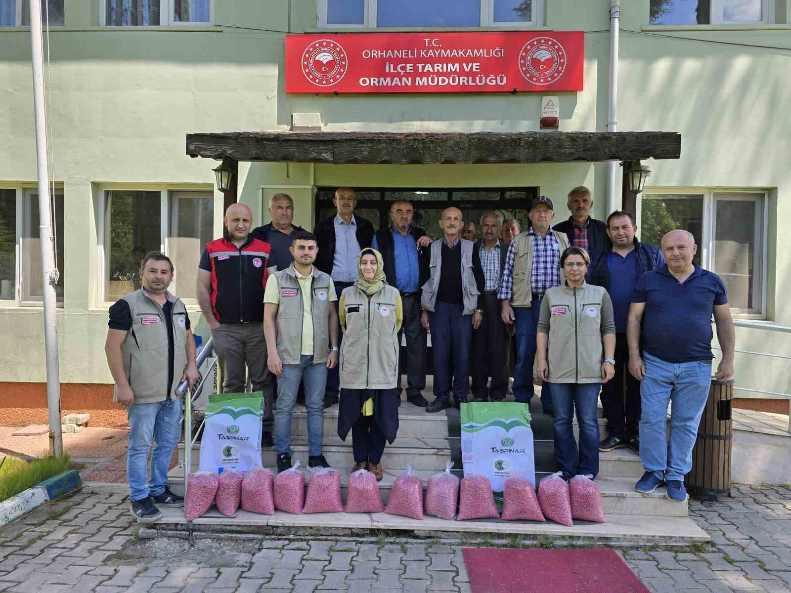 orhanelide-ciftcilere-kuru-fasulye-destegi