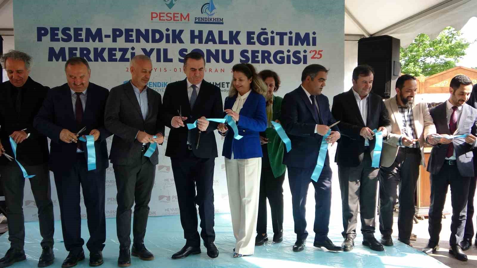 pendik-halk-egitim-merkezinden-gorkemli-yil-sonu-sergisi