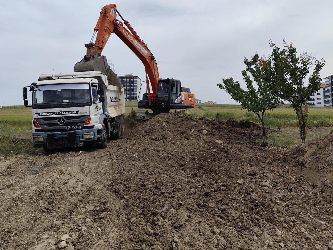 pursaklarin-yol-agi-genisliyor