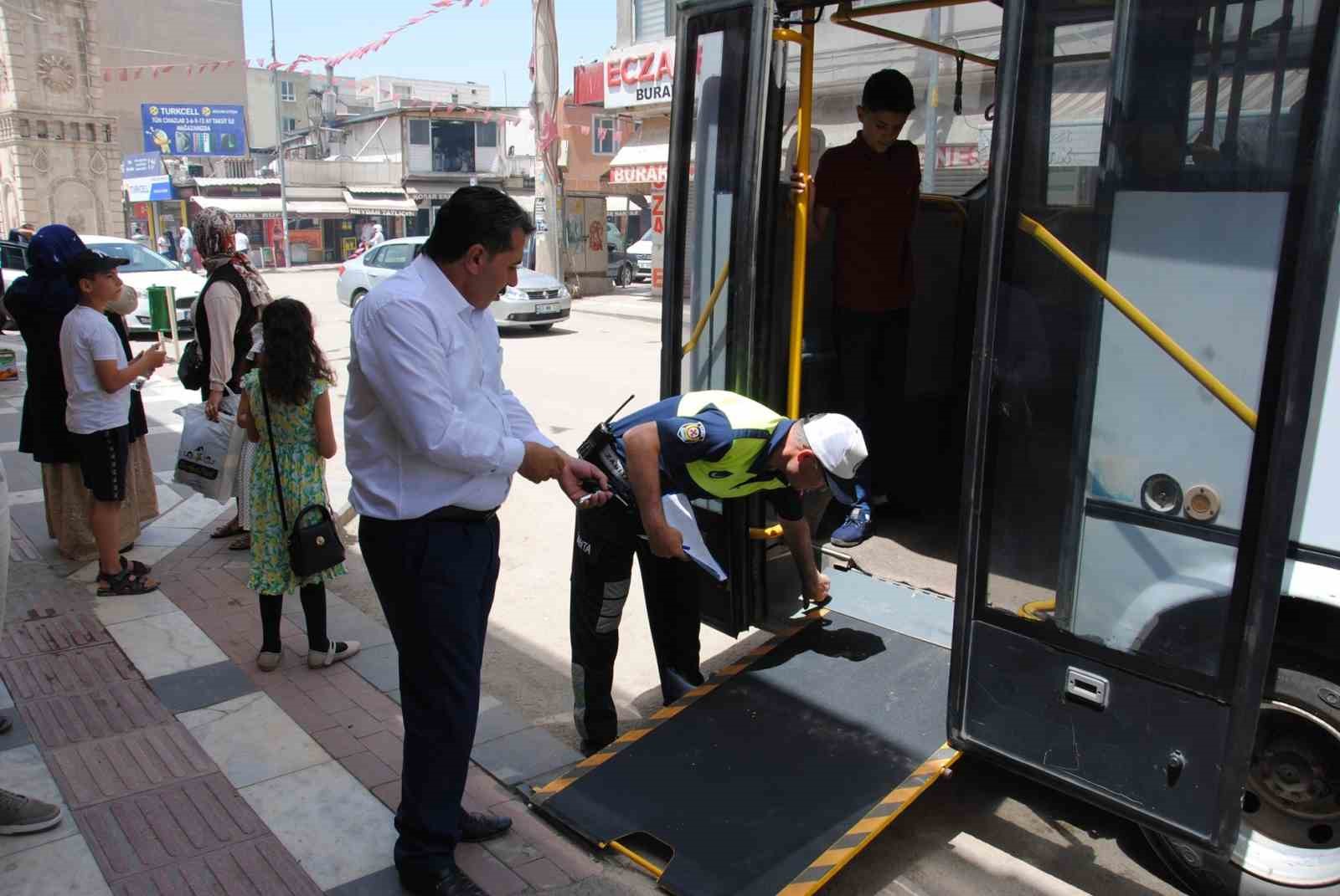 sanliurfada-klima-calistirmayan-otobuslere-siki-takip