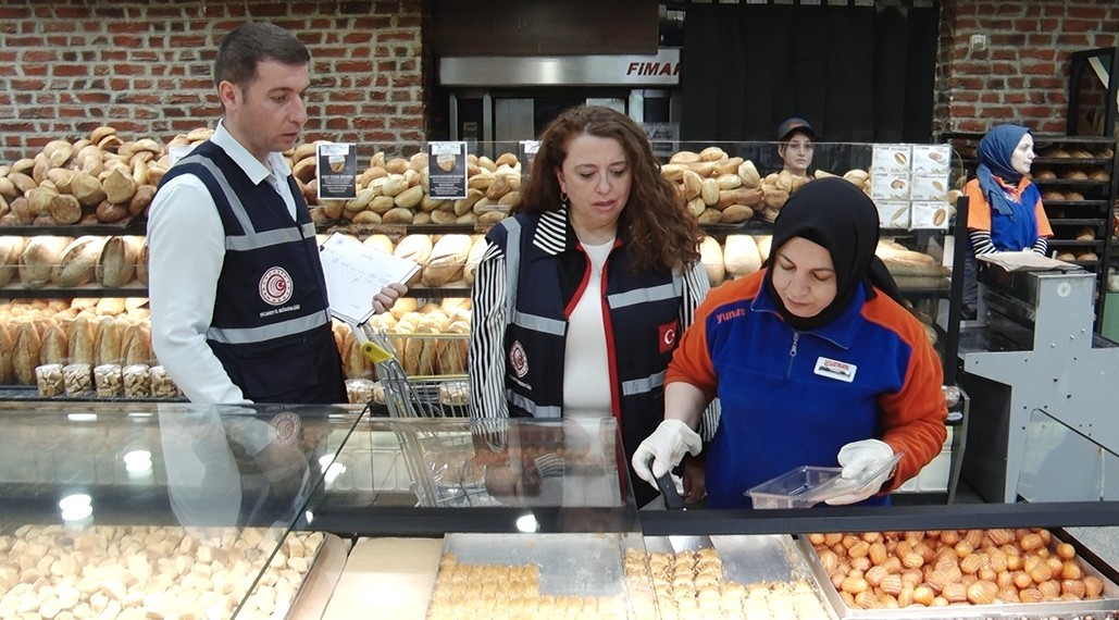 ticaret-bakanligindan-kurban-bayrami-oncesi-marketlerde-denetim