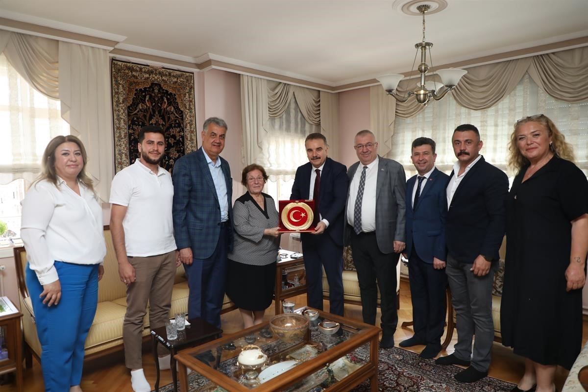 zehra-baysala-egitime-verdigi-destek-icin-anlamli-tesekkur