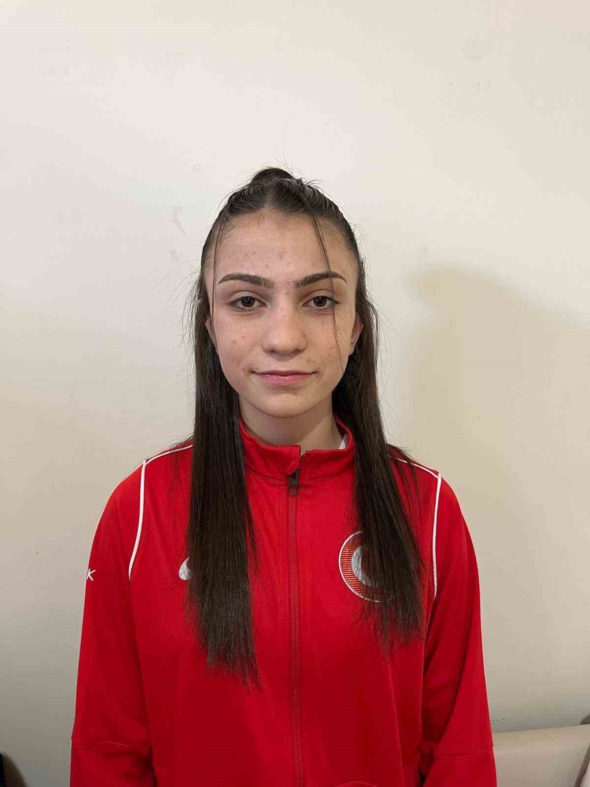 afyonkarahisarli-genc-guresciler-avrupa-sahnesinde