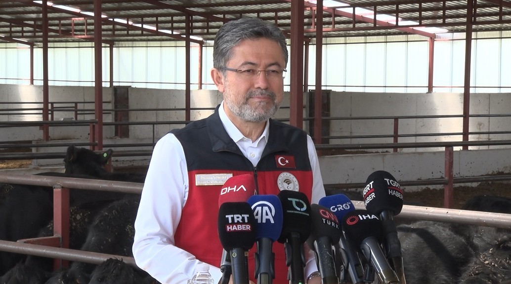 bakan-yumakli-hayvan-basina-aylik-1500-lira-yillik-toplam-18-bin-lira-bakim-ve-besleme-destegi-verecegiz