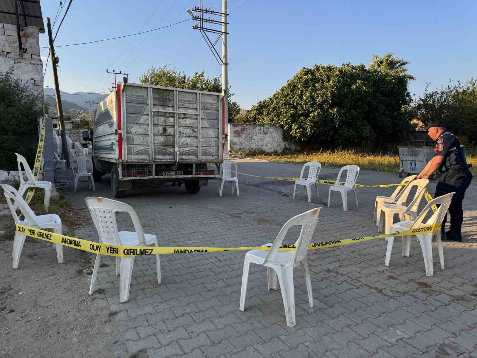 dort-yasindaki-enesin-olumunu-lastik-ve-kaputtaki-kan-izleri-aydinlatti