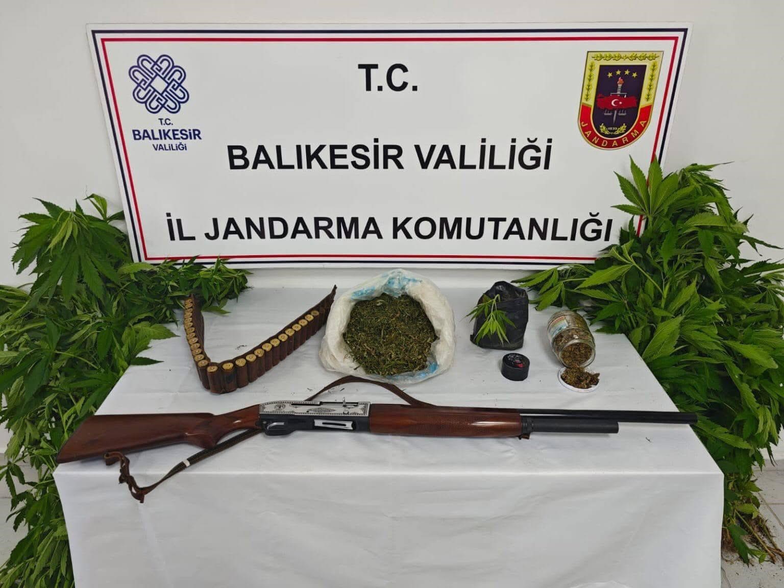 erdekte-uyusturucu-operasyonu