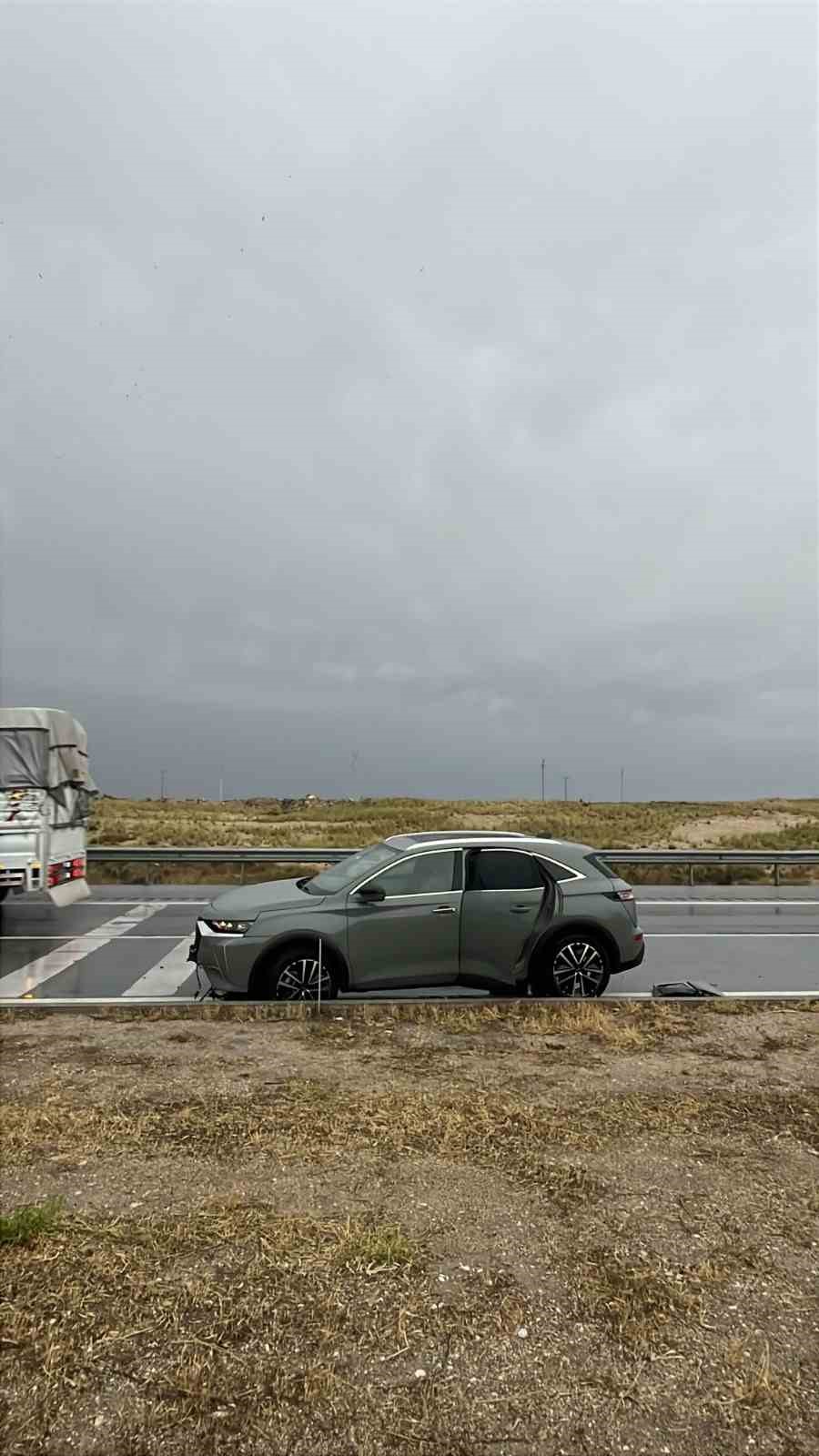 karapinarda-otomobil-refuje-carpti-1-yarali
