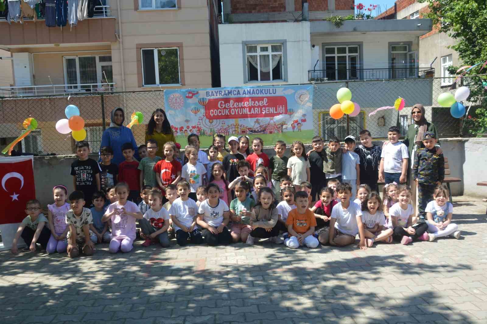orduda-minikler-geleneksel-cocuk-oyunlari-senliginde-doyasiya-eglendi