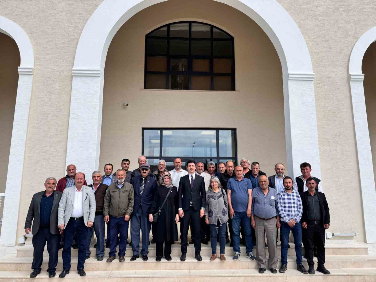 pazaryerinde-koylere-hizmet-goturme-birligi-genel-kurulu-gerceklestirildi