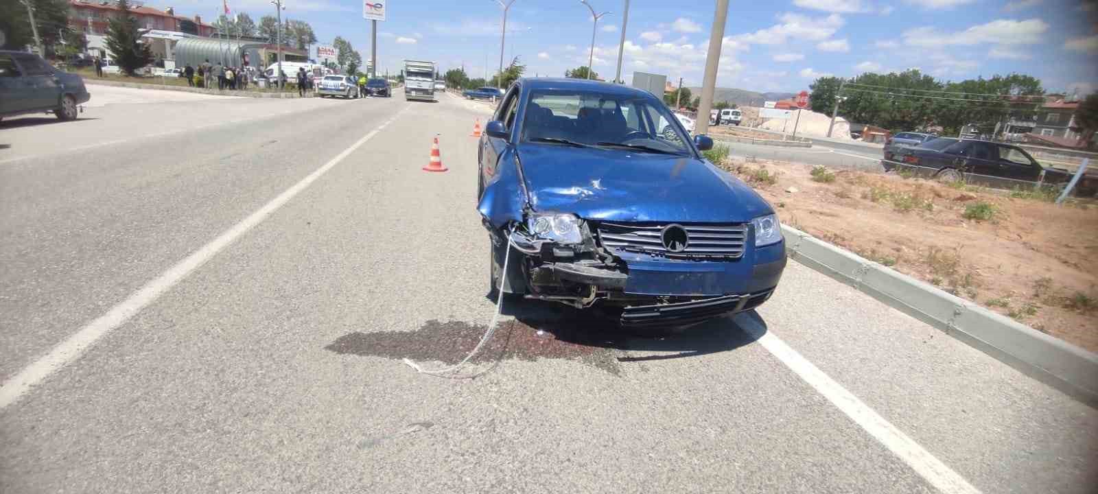 sarkikaraagacta-belediye-araci-motosikletle-carpisti-3-yarali