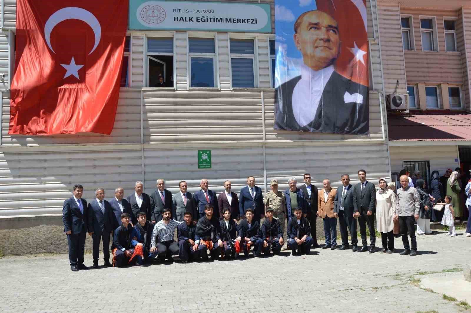 tatvanda-hayat-boyu-ogrenme-haftasina-ozel-sergi