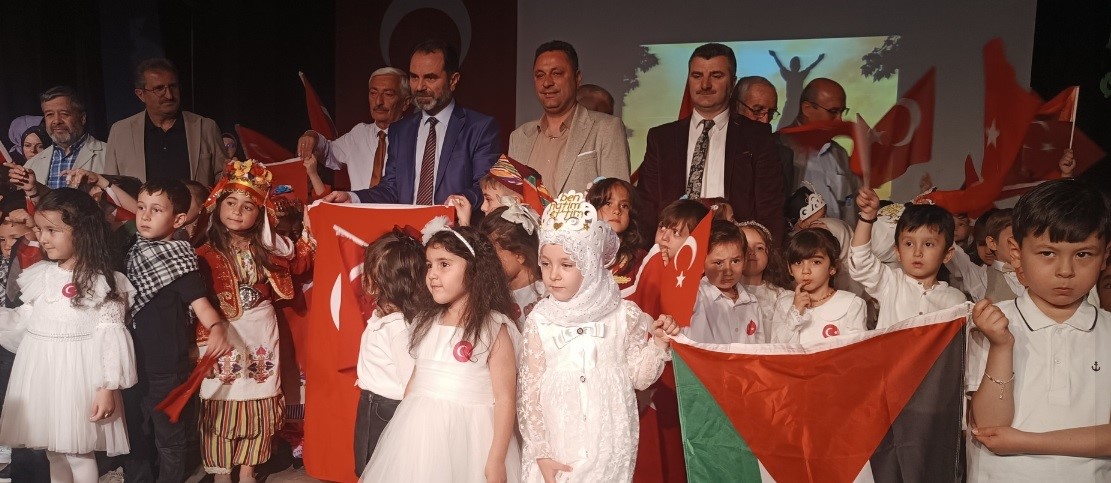 tavsanli-muftulugu-kavakli-amine-hatun-kuran-kursu-yil-sonu-programi