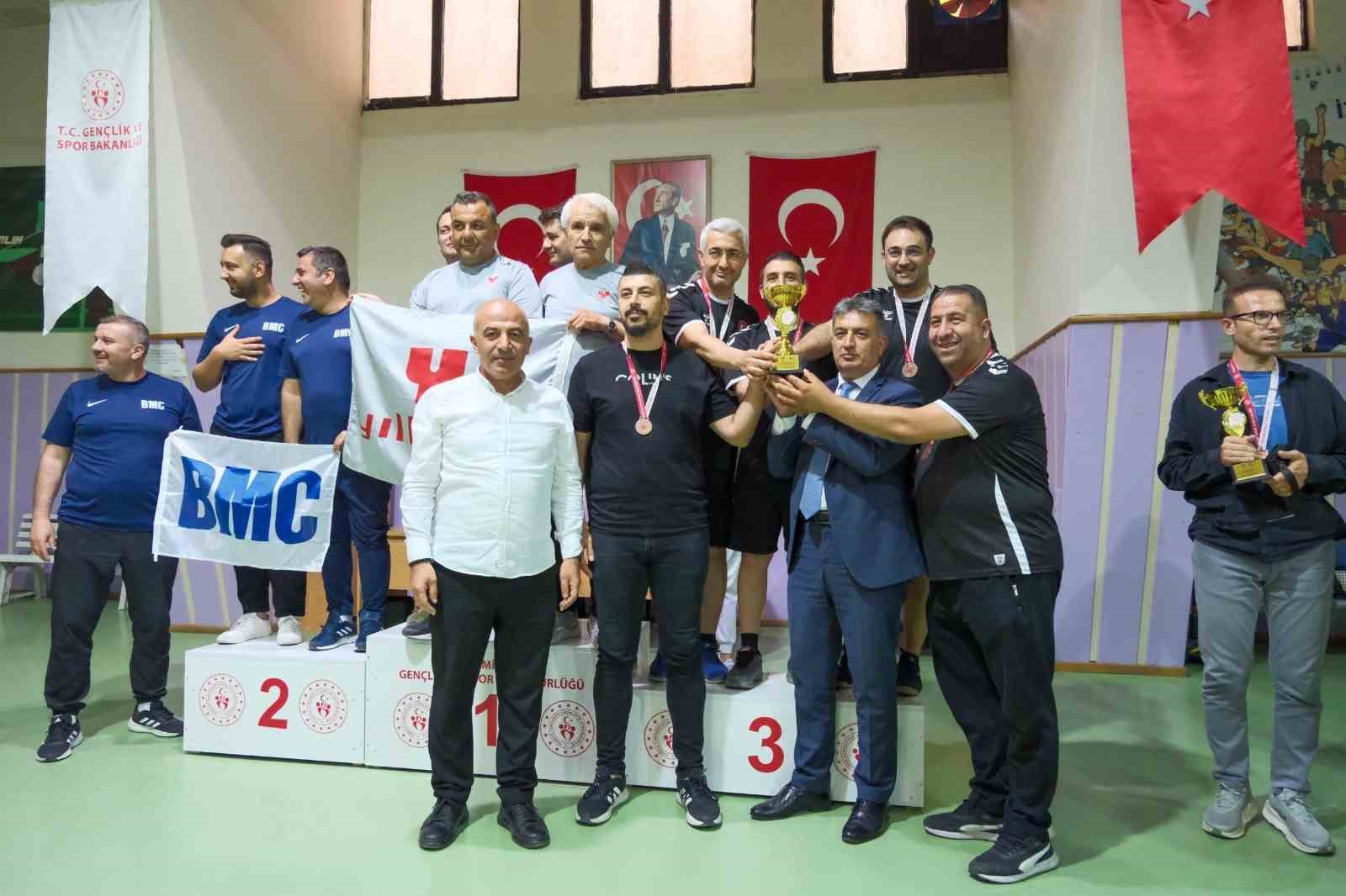 tepecik-eah-masa-tenisi-takimi-super-lige-yukseldi