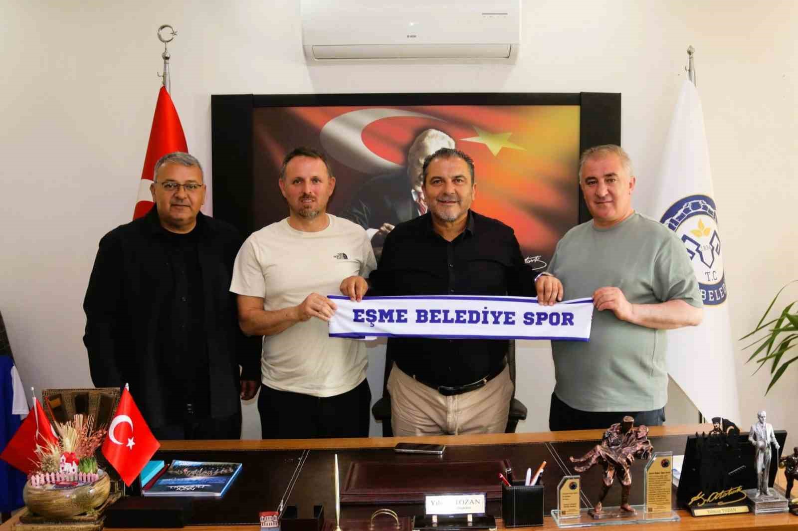 usakin-esme-ilcesi-bal-heyecanini-ilk-kez-yasiyor