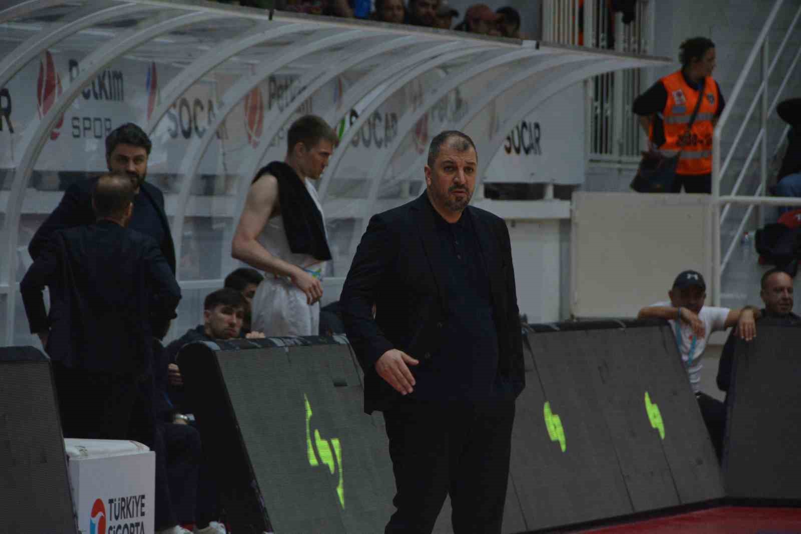 aliaga-petkimsporda-burak-goren-donemi-sona-erdi