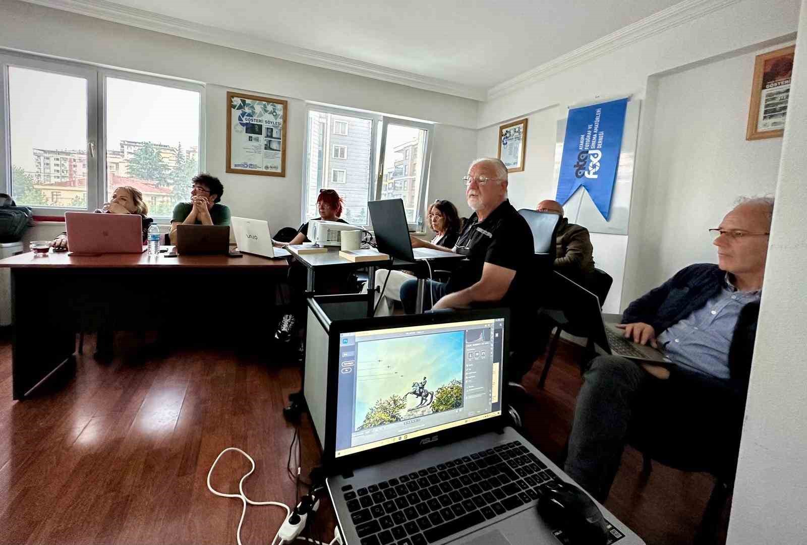 atafoddan-uyelerine-yapay-zeka-odakli-photoshop-egitimi