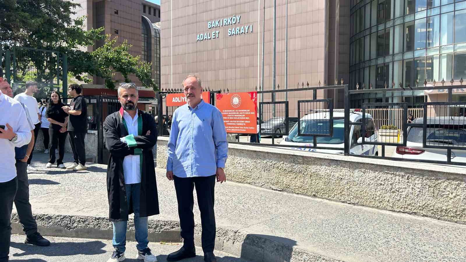 beylikduzunde-medya-calisanini-yagmalayip-olduren-saniklar-hakim-karsisina-cikti