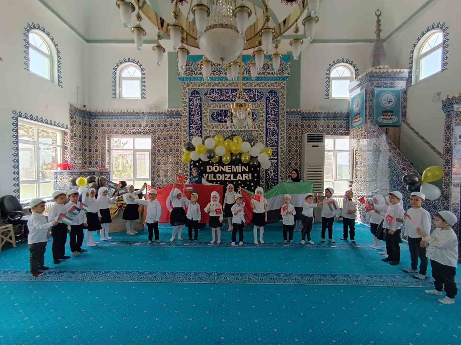 emette-babukbey-4-6-yas-kuran-kursunun-mezuniyet-programi