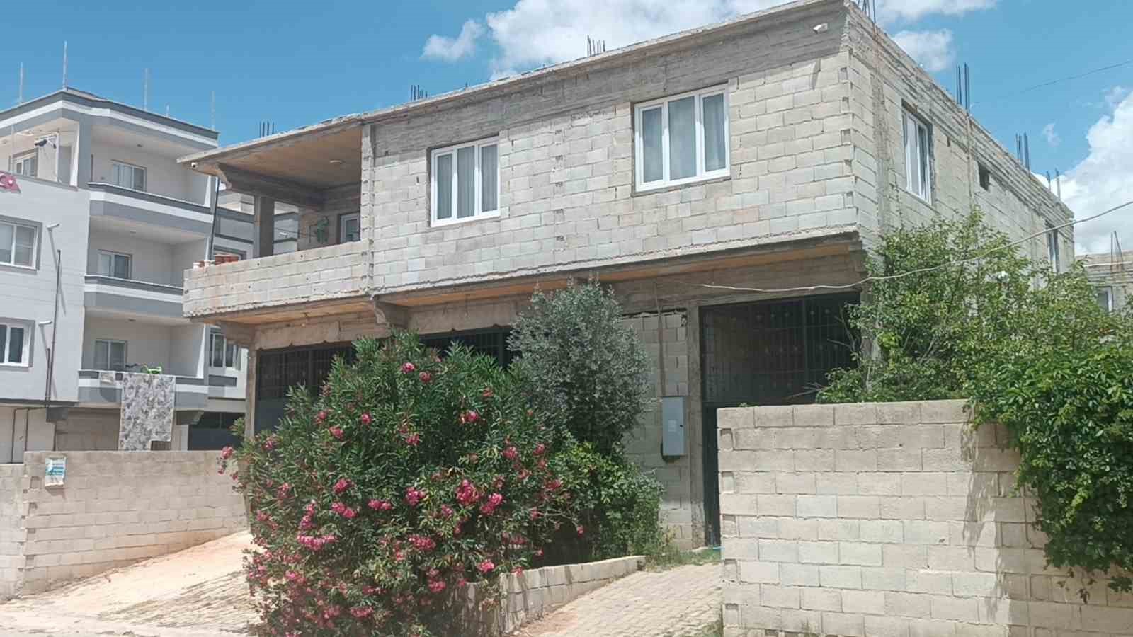 gaziantepte-3-cocuk-annesi-bogularak-oldurulmus-halde-bulundu
