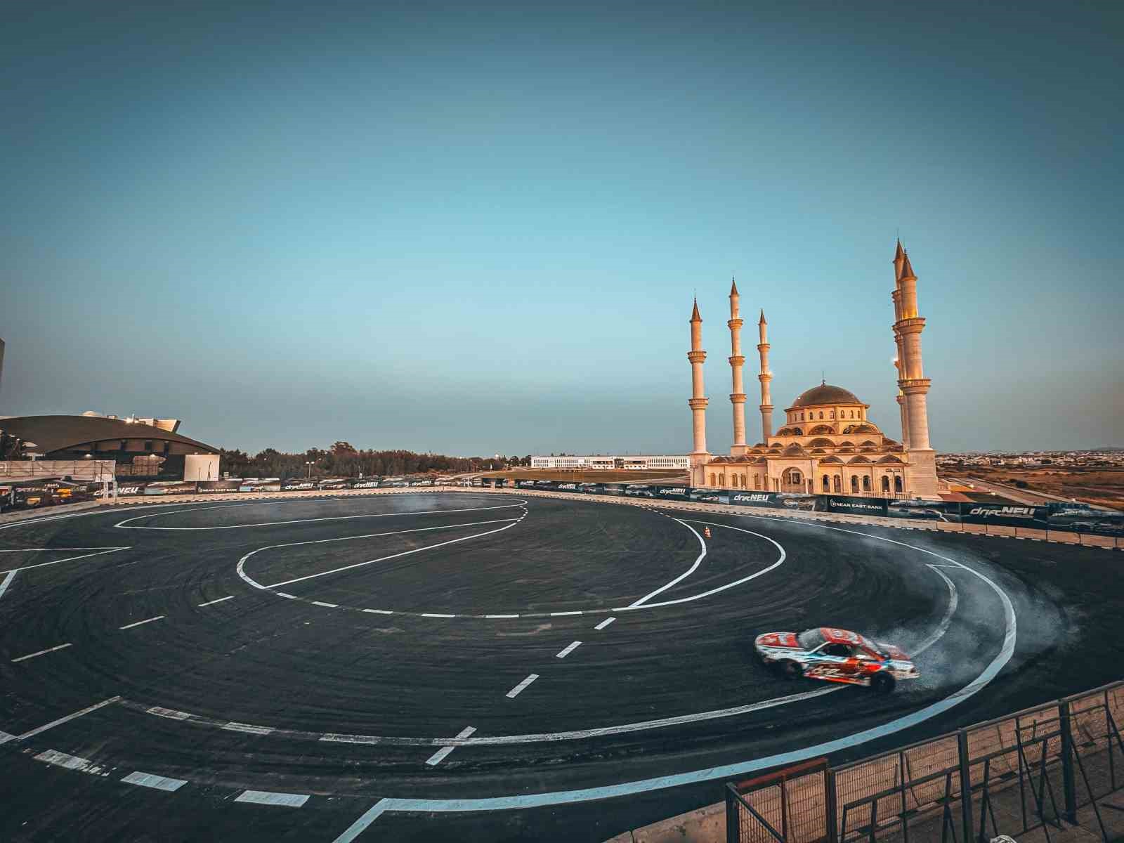 kibrisi-drift-heyecani-sardi