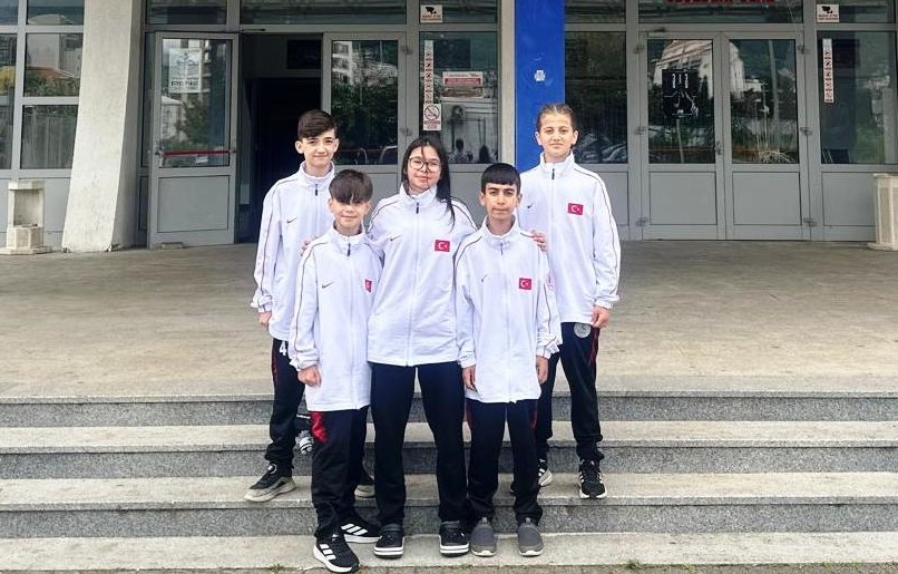 korfezli-genc-sporcular-29-balkan-karate-sampiyonasi-icin-karadagda