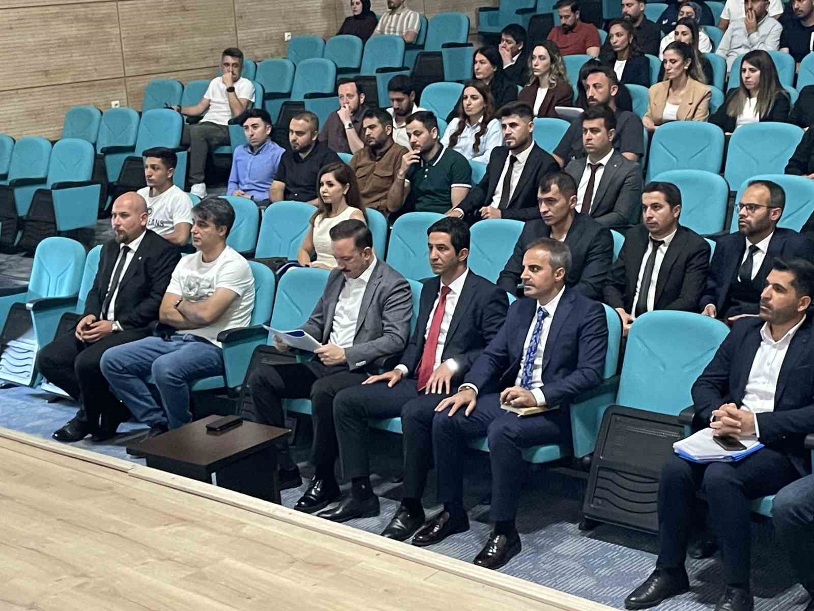 malazgirtte-yilsonu-degerlendirme-toplantisi