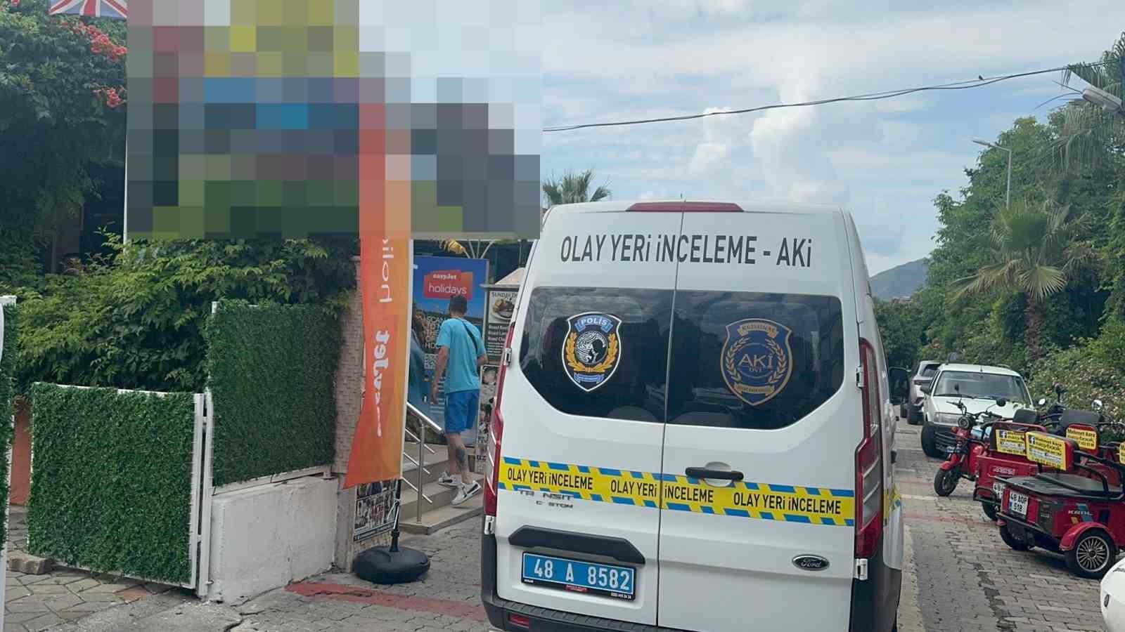 marmariste-apartin-cati-katindan-dusen-ingiliz-turist-hayatini-kaybetti