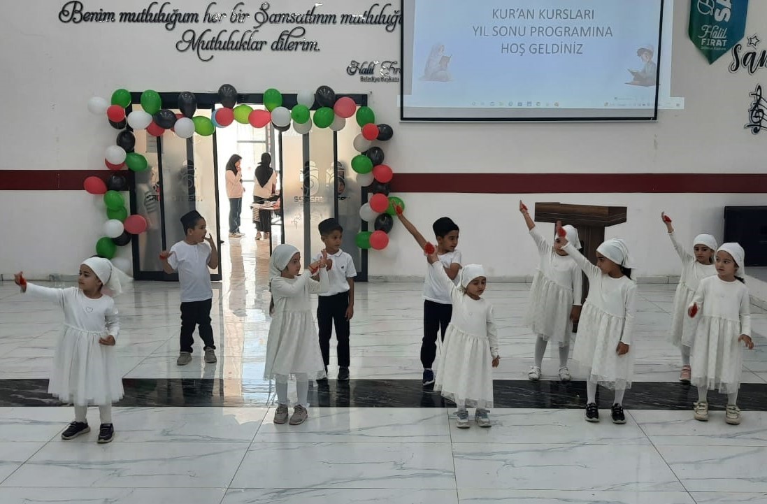 samsatta-kuran-kursu-ogrencileri-yilsonu-programi-duzenledi