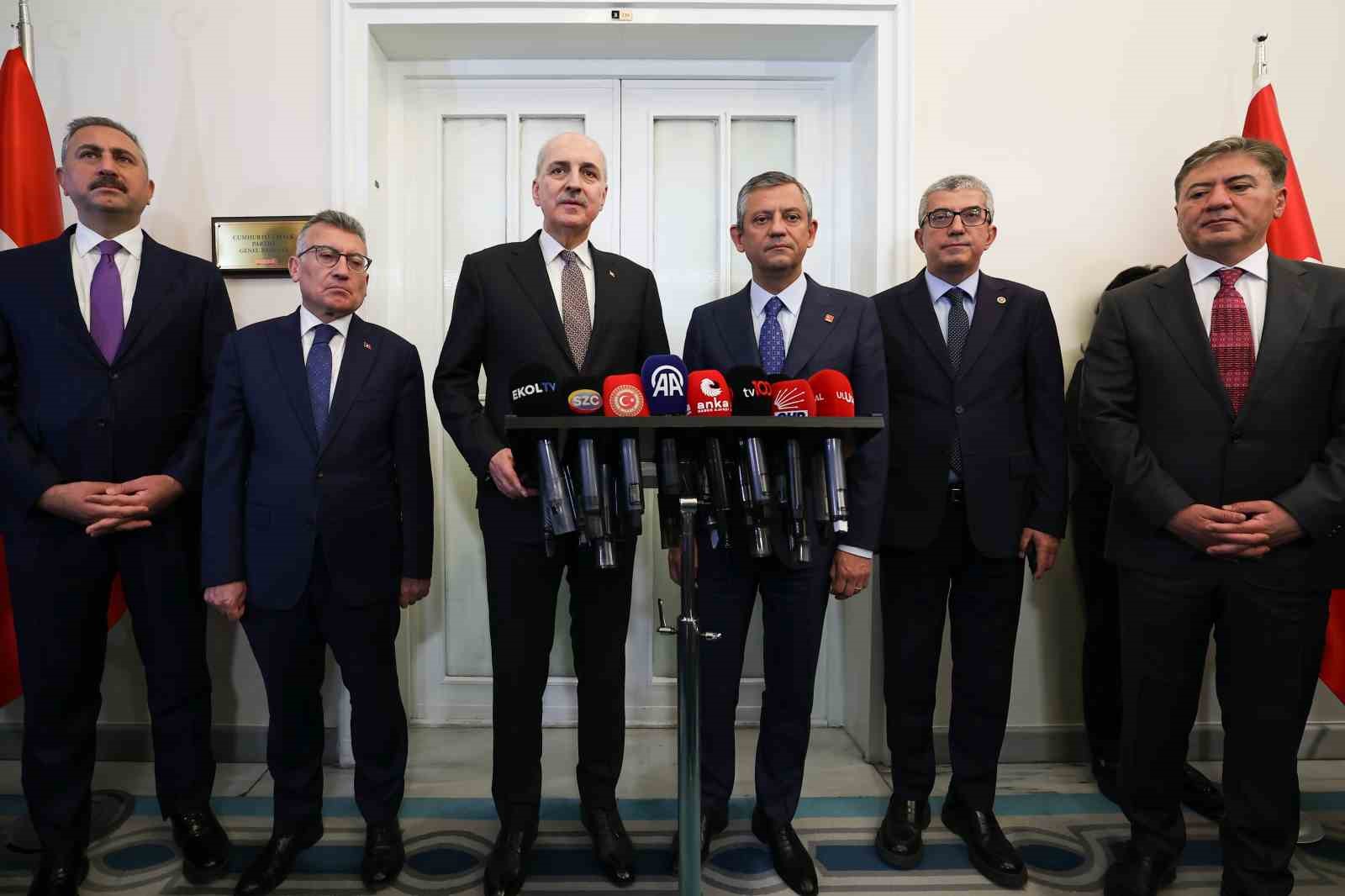 tbmm-baskani-kurtulmus-chp-lideri-ozeli-ziyaret-etti