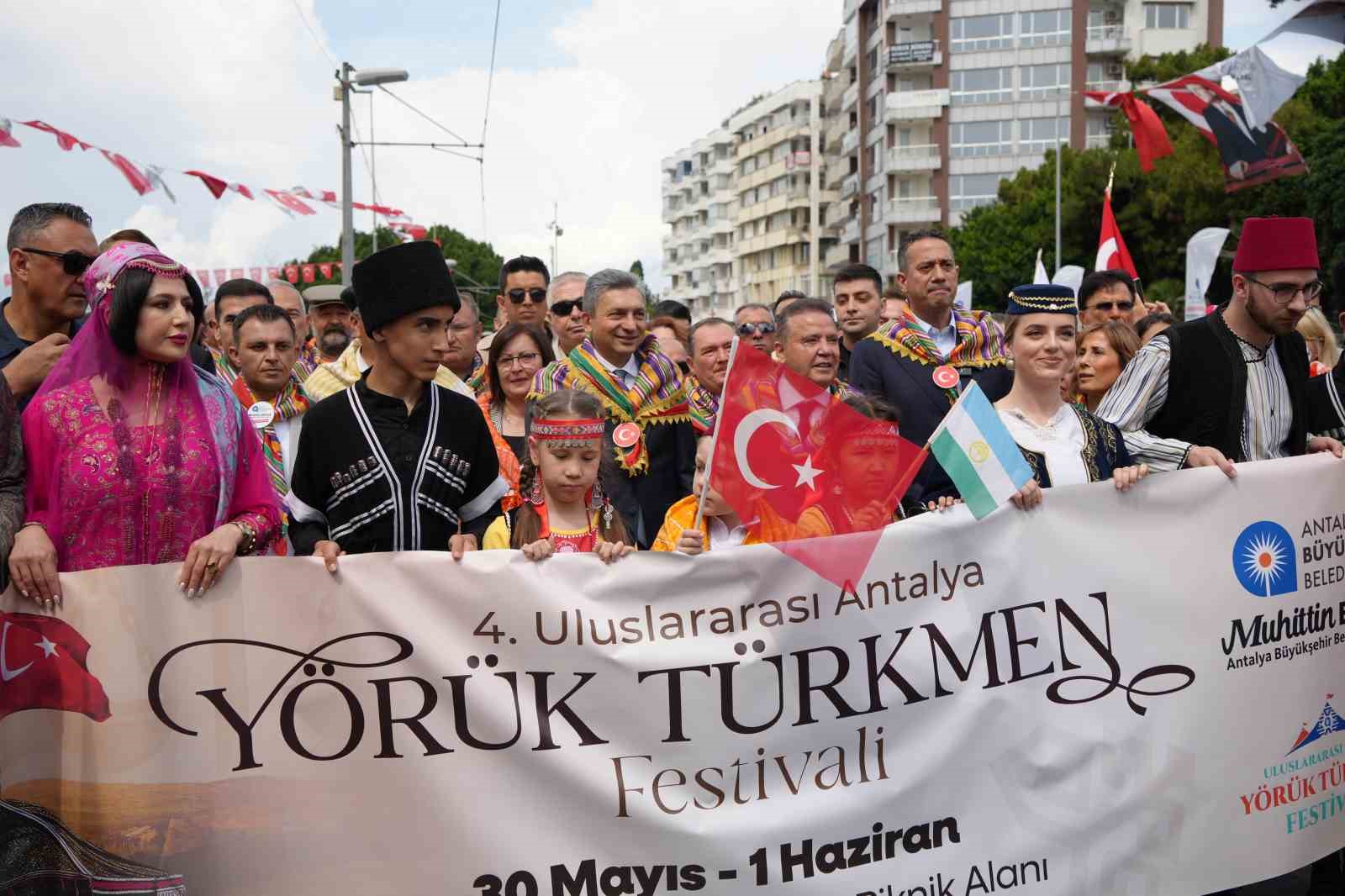uluslararasi-yoruk-turkmen-festivali-yoruk-gocuyle-acildi-antalya-renk-cumbusune-dondu
