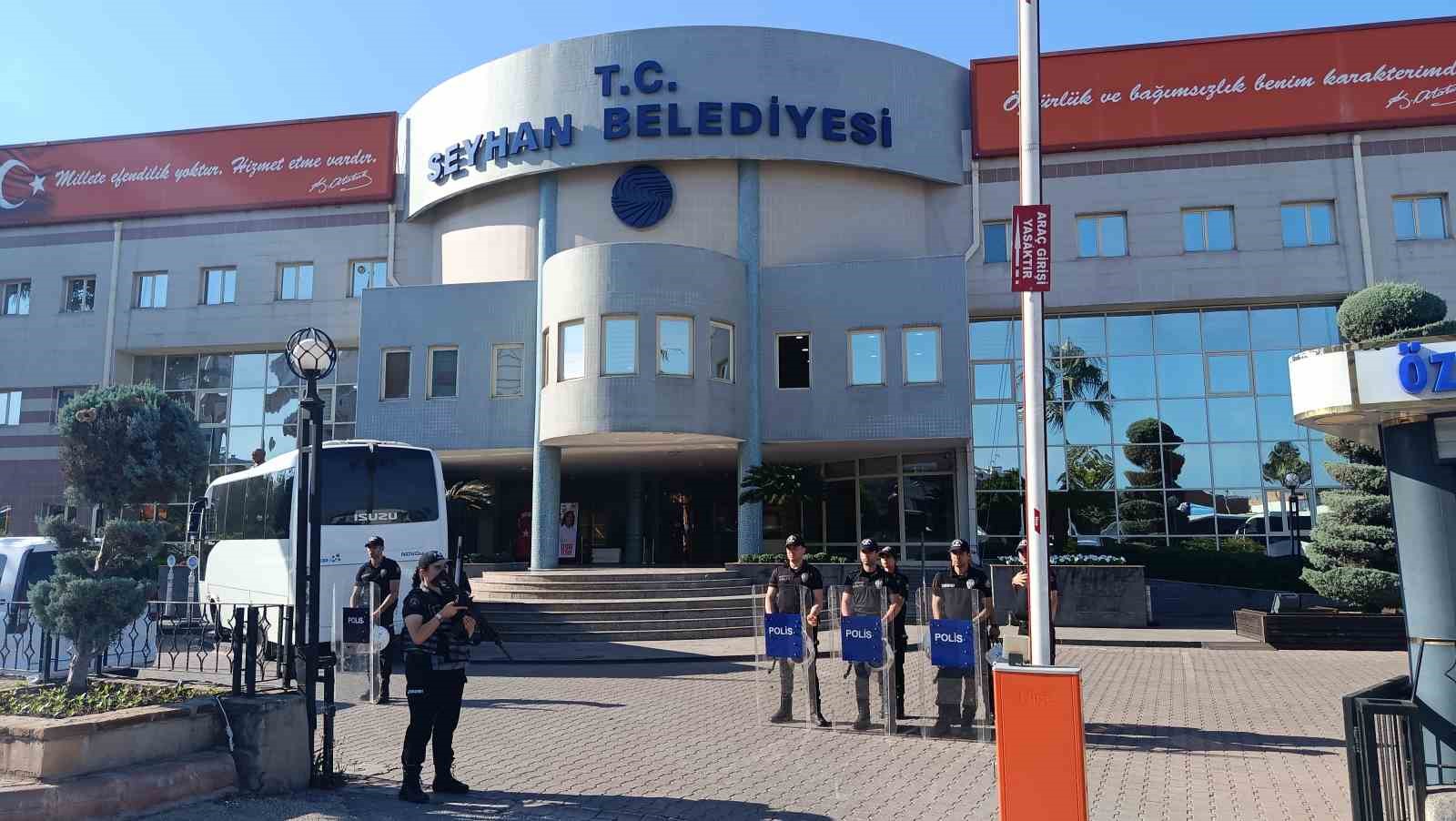 adana-seyhan-ve-ceyhan-belediyelerine-operasyon