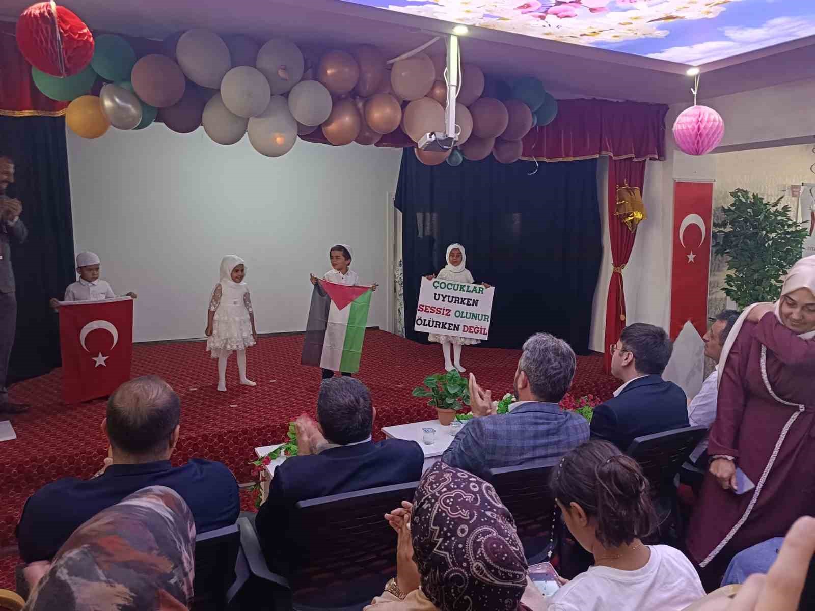 alpuda-4-6-yas-kuran-kursunda-mezuniyet-heyecani