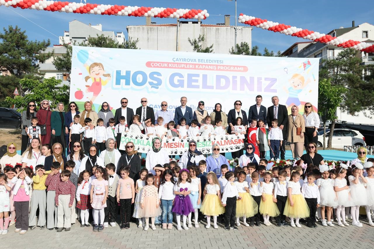 cocuk-kuluplerinde-egitim-goren-minikler-hunerlerini-sergiledi