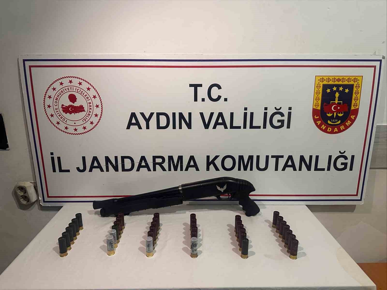 efelerde-dur-ihtarina-uymadi-jandarmadan-kacamadi