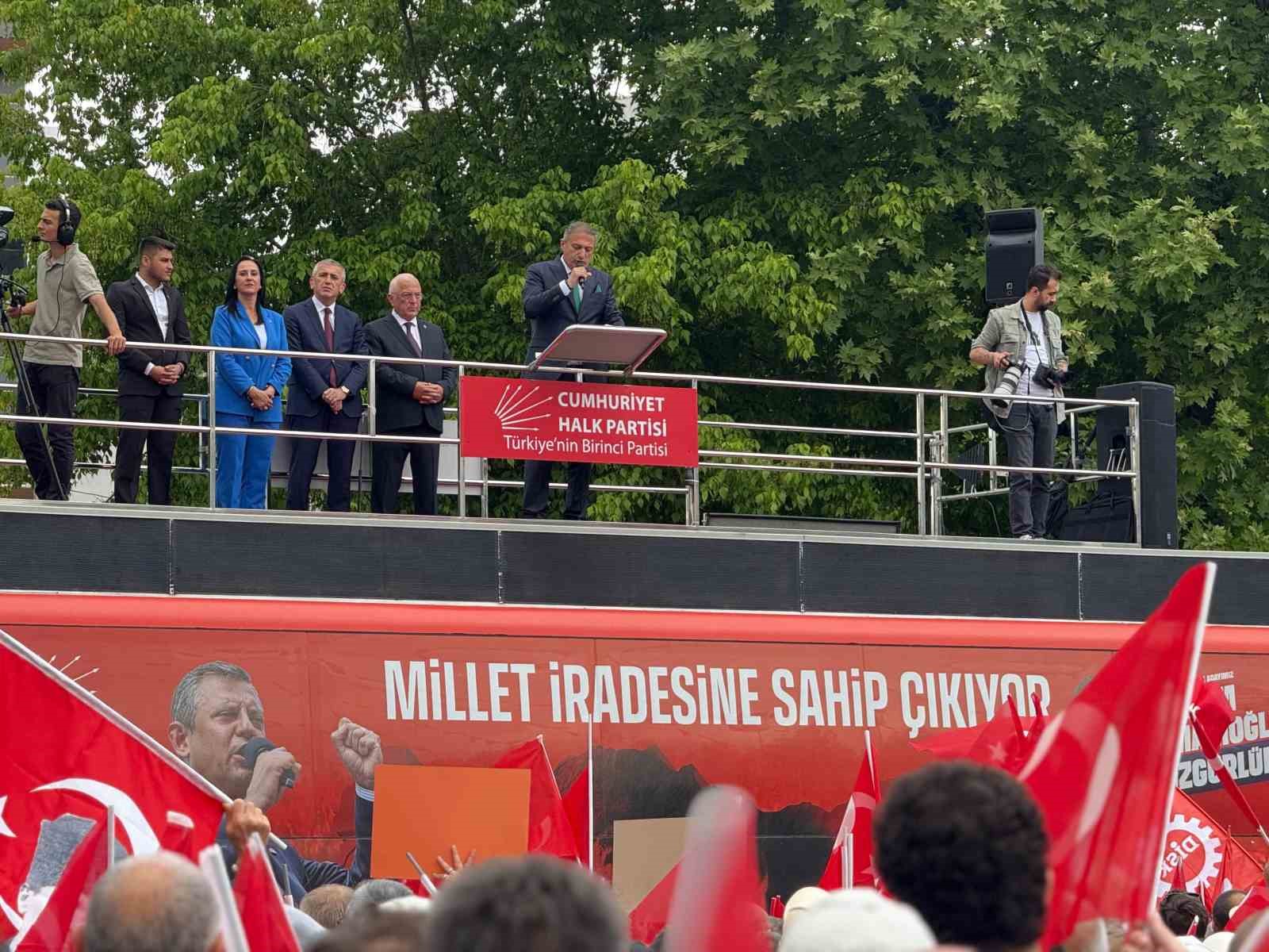 ekrem-imamoglundan-mektup-alnimiz-ak-basimiz-dik
