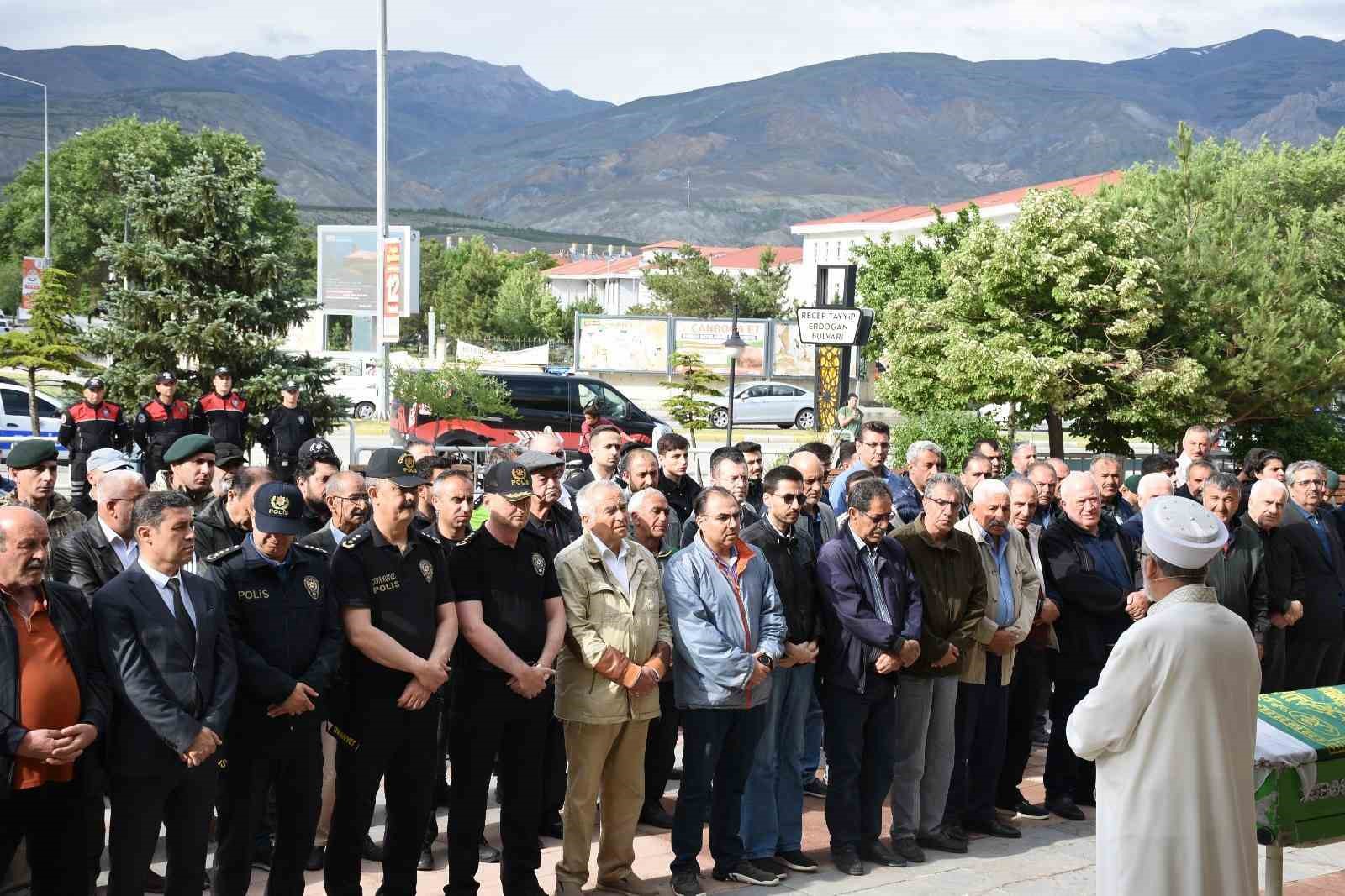 erzincan-emniyet-mudurunun-aci-gunu