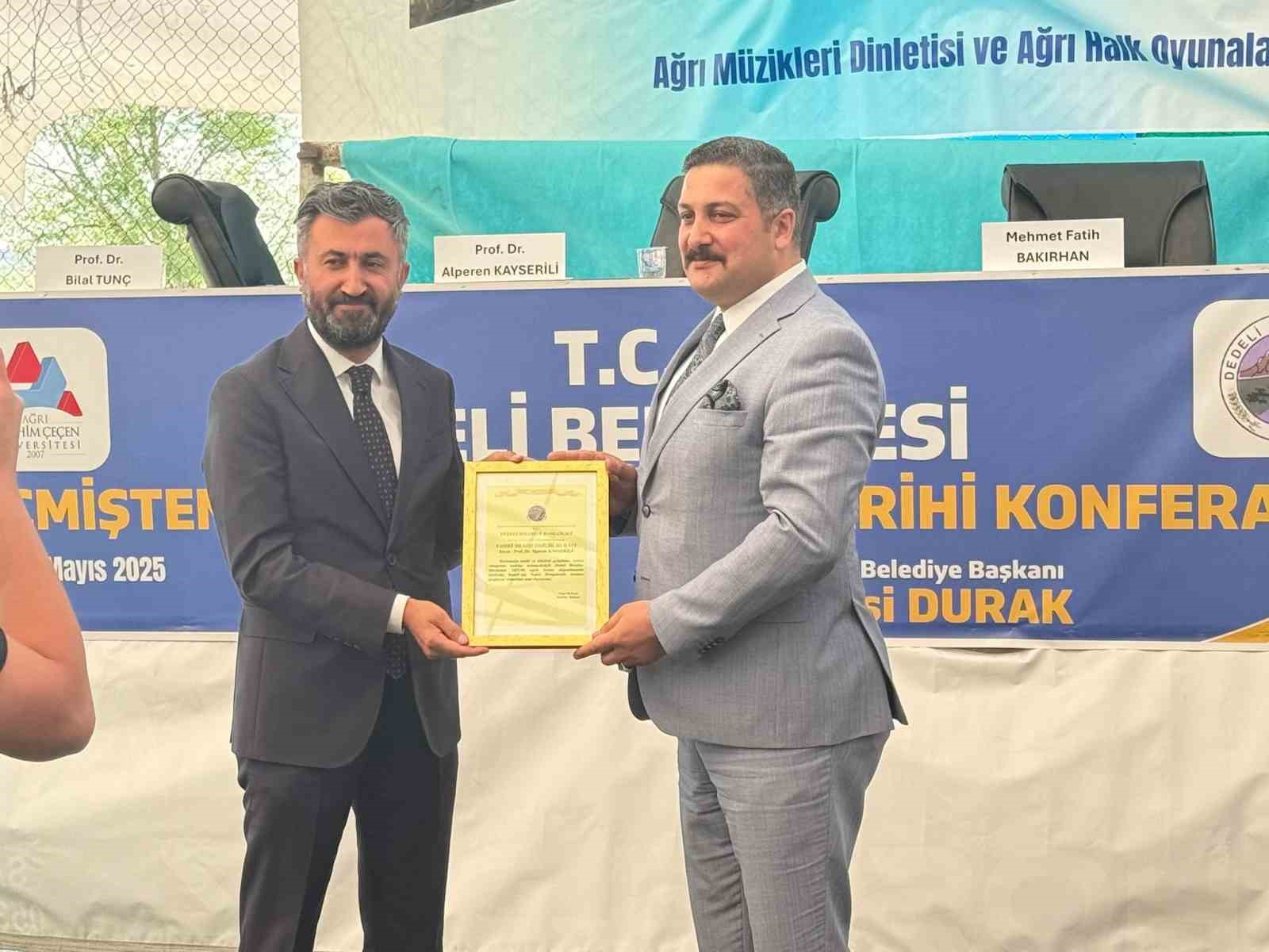 gecmisten-gunumuze-dedeli-tarihi-konusuldu