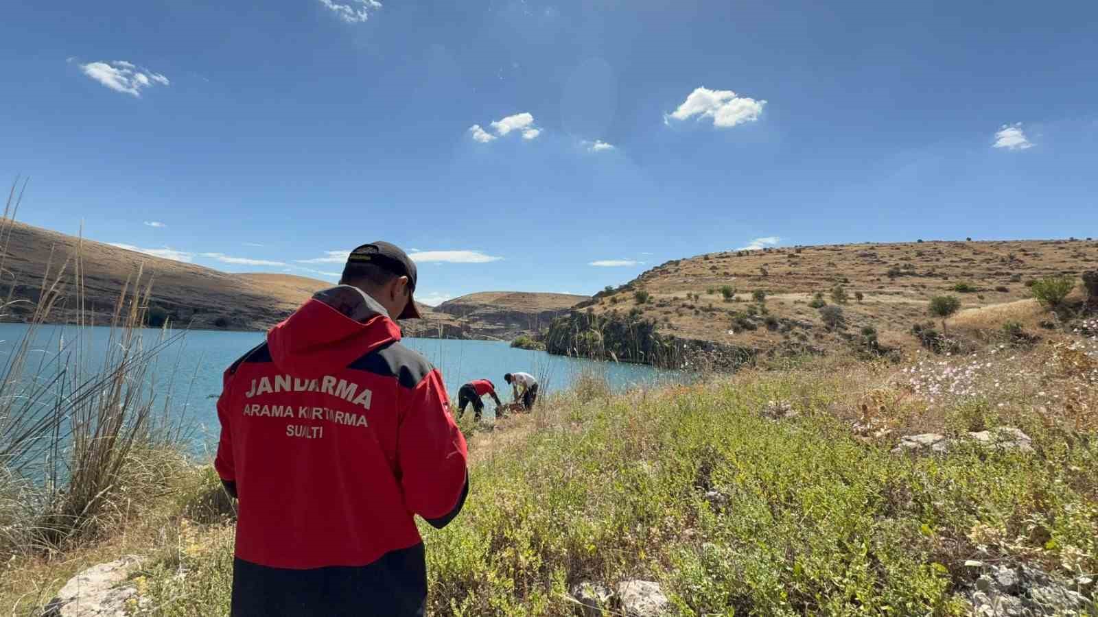 jandarma-kayip-onurcani-bulmak-icin-643-personelle-seferber-oldu